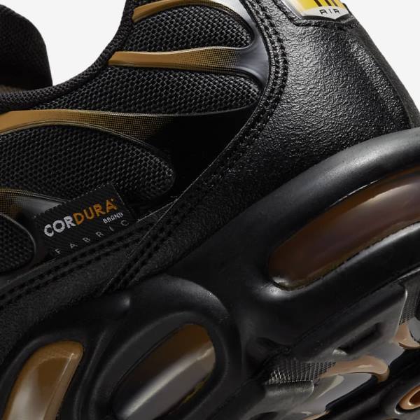 Black / Brown / Gold Nike Air Max Plus Men's Sneakers | NK035GBC