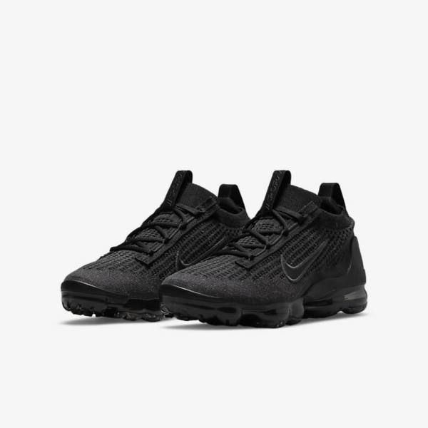 Black / Dark Grey Nike Air VaporMax 2021 FK Older Kids' Sneakers | NK830UDQ