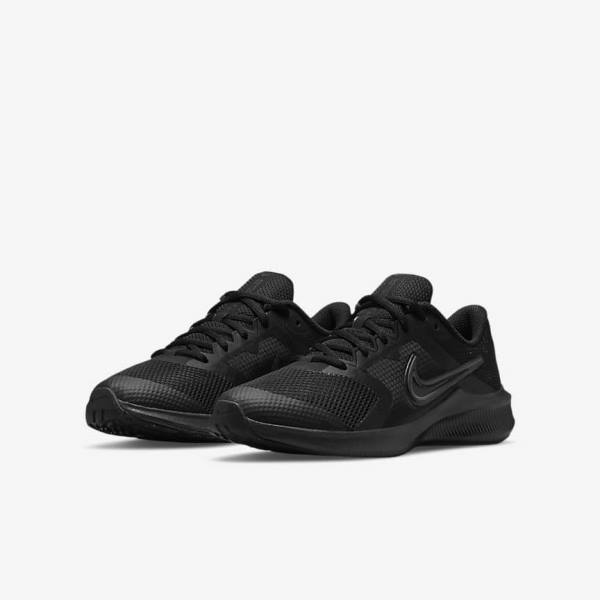 Black / Dark Grey Nike Downshifter 11 Older Road Kids' Sneakers | NK082ZPJ