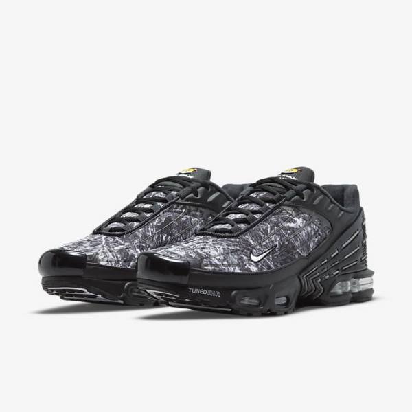 Black / Dark Grey / White Nike Air Max Plus 3 Men's Sneakers | NK825TFZ