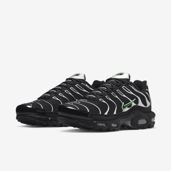 Black / Green / Metal Silver / Black Nike Air Max Plus Men's Sneakers | NK071JZO