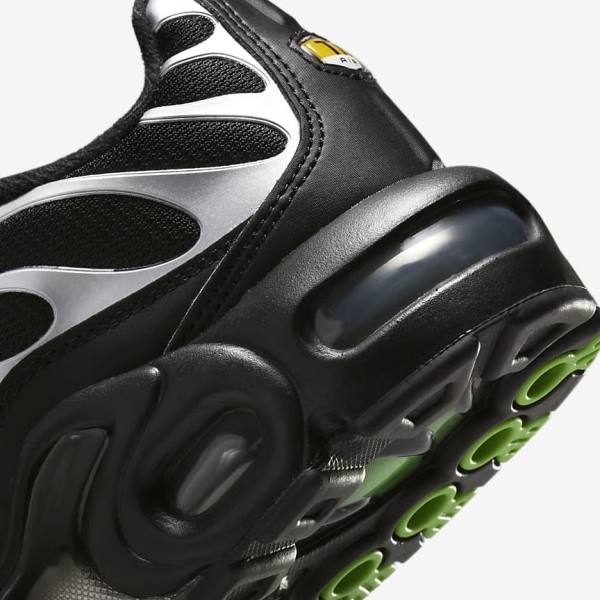 Black / Green / Metal Silver / Black Nike Air Max Plus Older Kids' Sneakers | NK503OVG