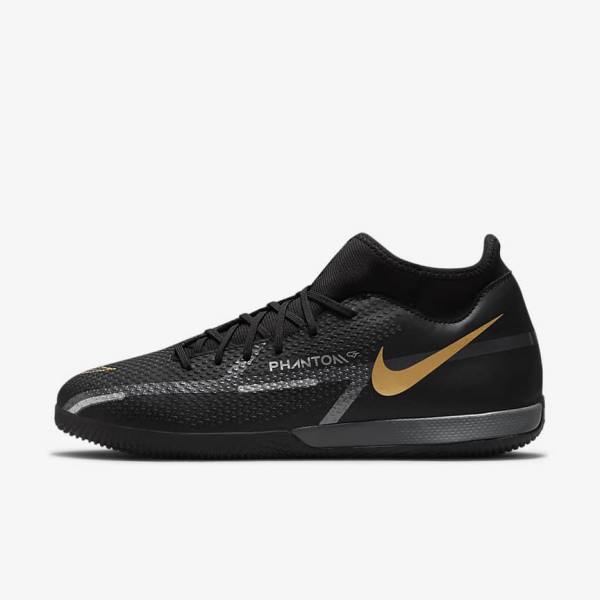 Black / Metal Gold / Dark Grey / Metal Dark Grey Nike Phantom GT2 Academy Dynamic Fit IC Indoor Court Women\'s Football Shoes | NK024XVK