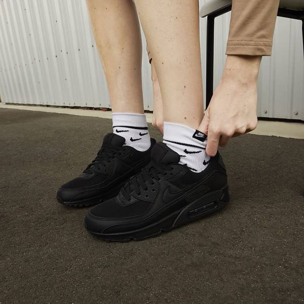 Black Nike Air Max 90 Women's Sneakers | NK251DGO