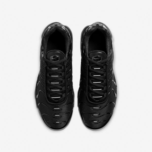 Black Nike Air Max Plus Older Kids' Sneakers | NK051VPY