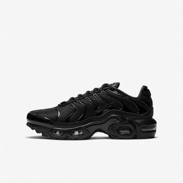 Black Nike Air Max Plus Older Kids\' Sneakers | NK051VPY