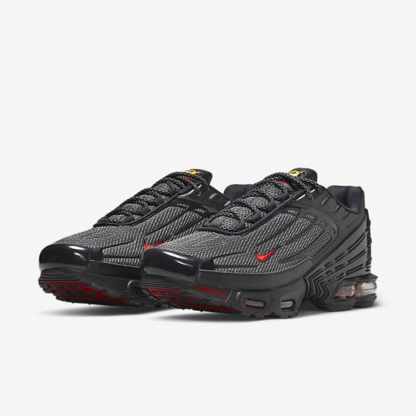 Black / Silver / Red Nike Air Max Plus 3 Men's Sneakers | NK572YJM