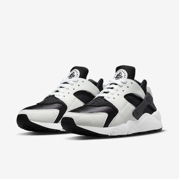 Black / White Nike Air Huarache Men's Sneakers | NK872VGN