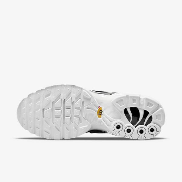 Black / White Nike Air Max Plus Women's Sneakers | NK725UYD