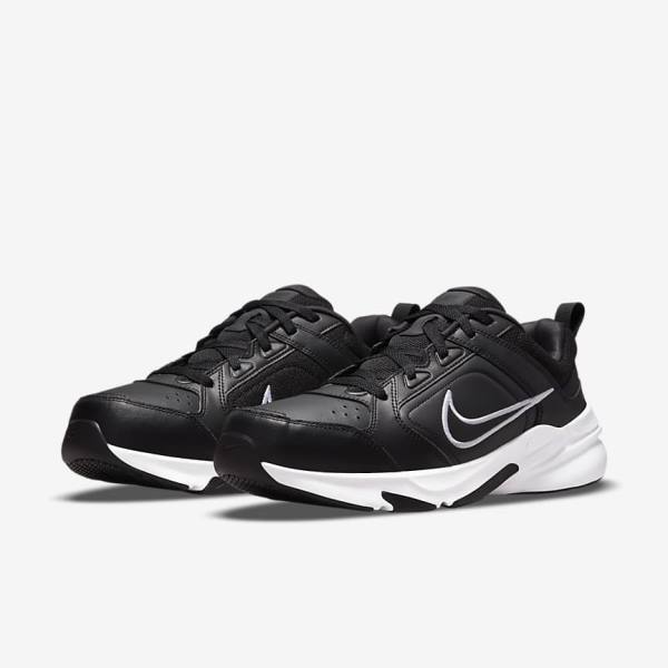 Black / White Nike Defy All Day (Extra Wide) Men's Sneakers | NK860PCS