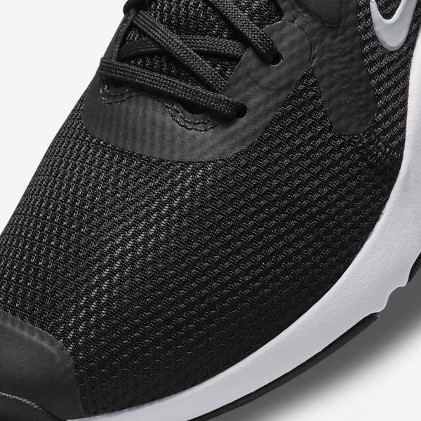 Black / White Nike Renew In-Season TR 11 Women's Training Shoes | NK316RNL