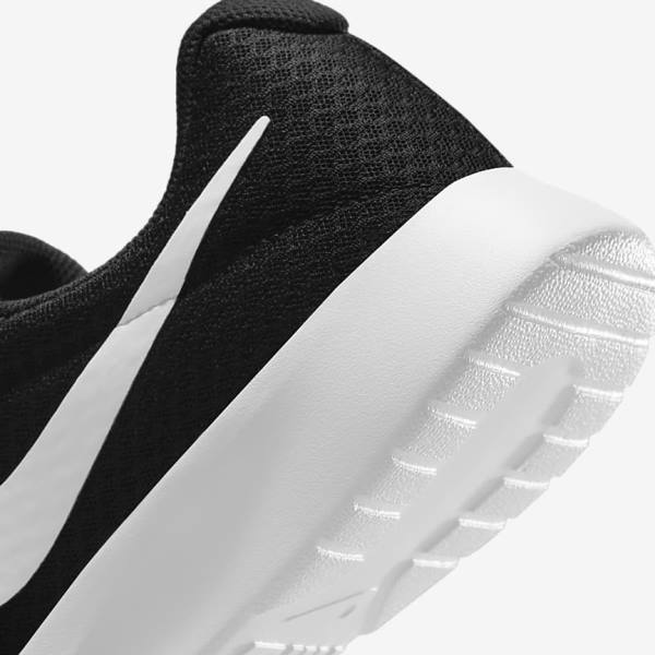 Black / White Nike Tanjun Men's Sneakers | NK843ITY