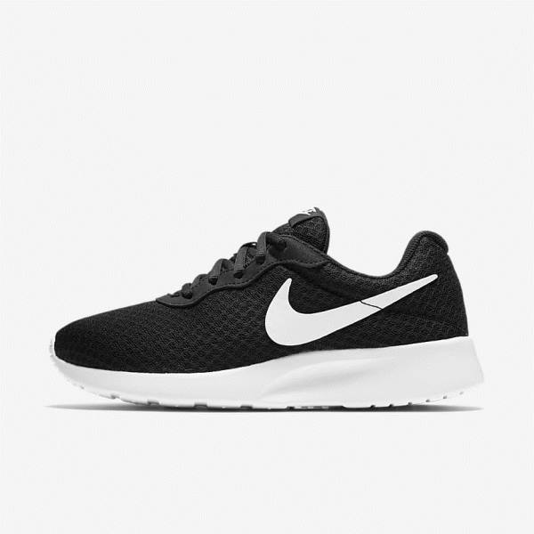 Black / White Nike Tanjun Women\'s Sneakers | NK935MUO