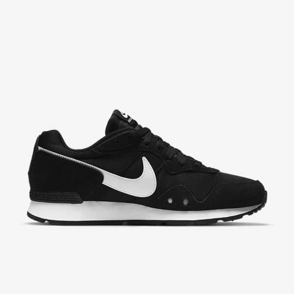 Black / White Nike Venture Runner Women's Sneakers | NK385TLF