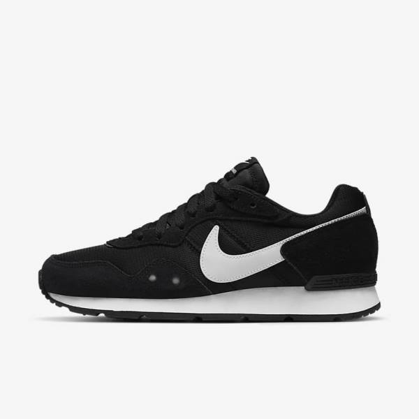 Black / White Nike Venture Runner Women\'s Sneakers | NK385TLF