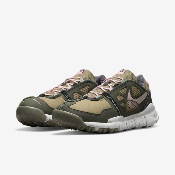 Brown / Black / Pink Nike Free Terra Vista Men's Sneakers | NK485RMP