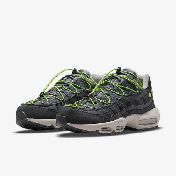 Grey Nike Air Max 95 Men's Sneakers | NK120BUO