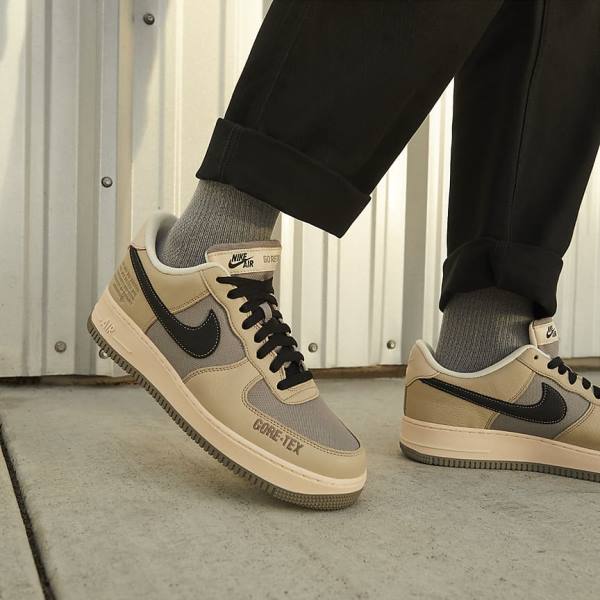 Khaki / White / Black Nike Air Force 1 GTX Men's Sneakers | NK108DGY