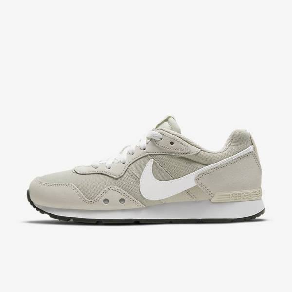 Light Beige / Light Beige / White Nike Venture Runner Women\'s Sneakers | NK421DCJ