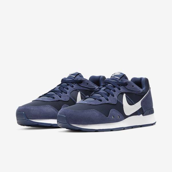 Navy / Navy / White Nike Venture Runner Men's Sneakers | NK105XBP