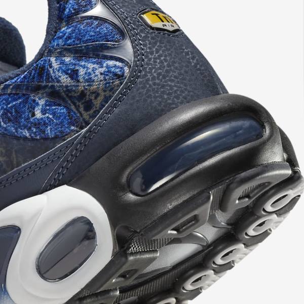 Navy / White / Black / Navy Nike Air Max Plus Men's Sneakers | NK179OGX