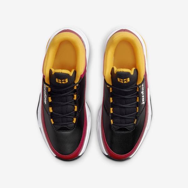 Red / Gold / Black Nike Jordan Max Aura 3 SE Older Kids' Sneakers | NK819NSB