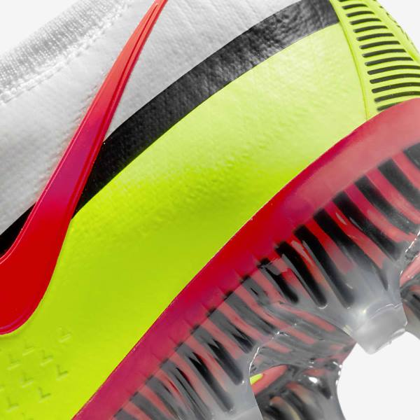 White / Black / Light Red Nike Phantom GT2 Elite FG Firm-Ground Women's Football Shoes | NK139YST