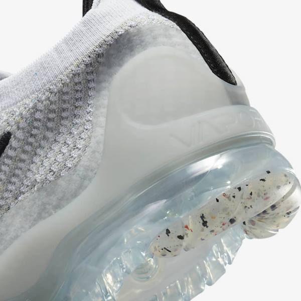 White / Black / Metal Silver Nike Air VaporMax 2021 FK Men's Sneakers | NK792DRZ