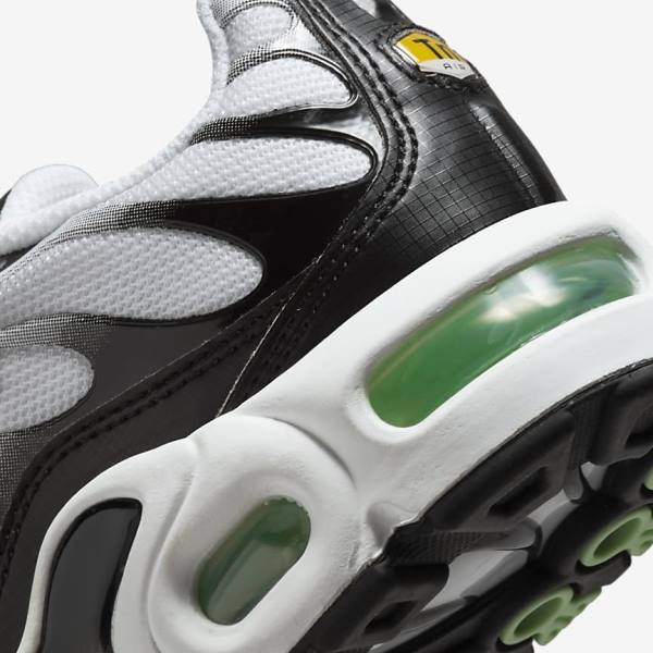 White / Black / Silver / Mint Nike Air Max Plus Older Kids' Sneakers | NK387VOG