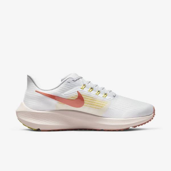 White / Light Nike Air Zoom Pegasus 39 Road Women's Running Shoes | NK156IYX