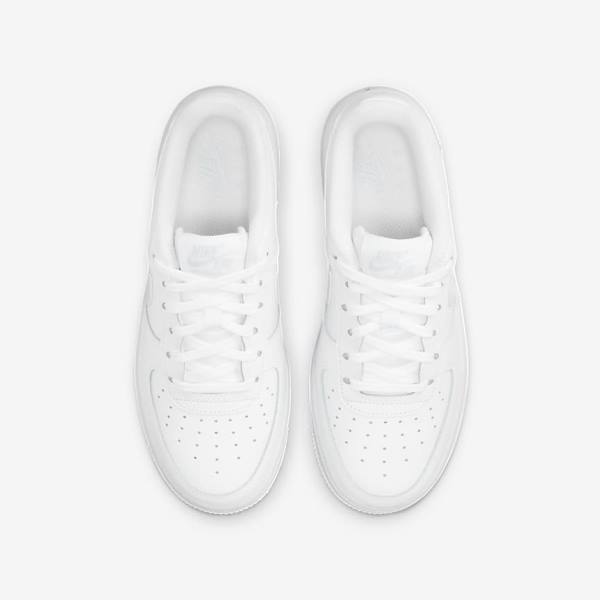 White Nike Air Force 1 Older Kids' Sneakers | NK297GJS