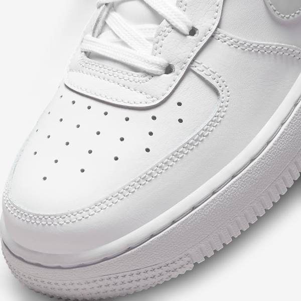 White Nike Air Force 1 Older Kids' Sneakers | NK297GJS