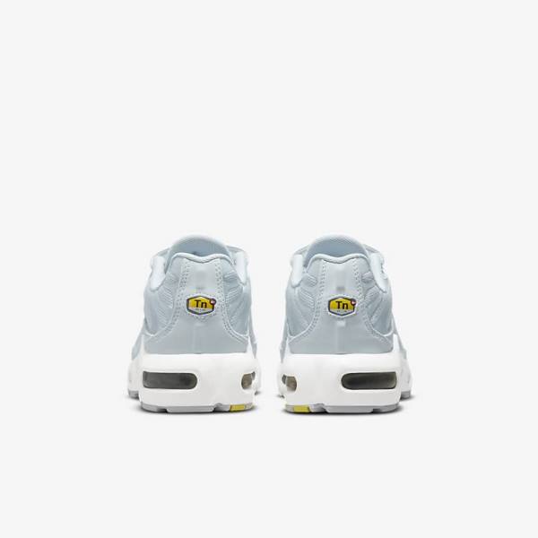 White Nike Air Max Plus Older Kids' Sneakers | NK958ZNW