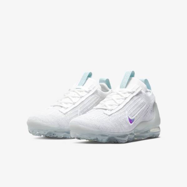 White Nike Air VaporMax 2021 FK Older Kids' Sneakers | NK379MTA