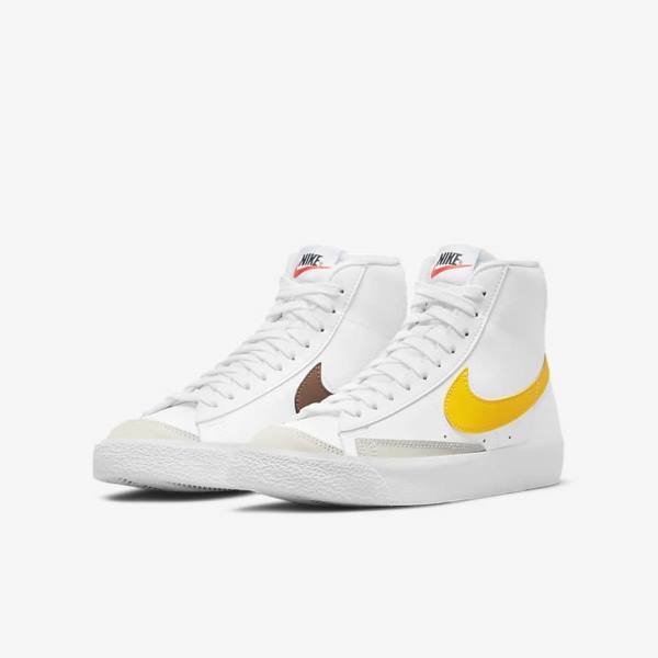 White Nike Blazer Mid 77 Older Kids' Sneakers | NK978AQO