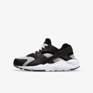 Black / Grey / White / Red Nike Huarache Run Older Kids' Sneakers | NK176BZR