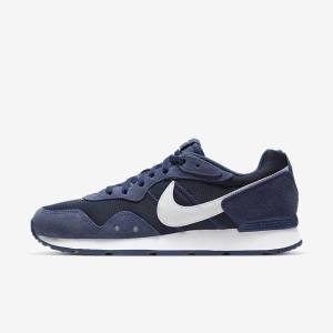 Navy / Navy / White Nike Venture Runner Men's Sneakers | NK105XBP