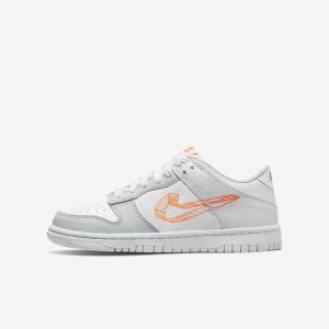 White / Platinum / Orange Nike Dunk Low SE Older Kids' Sneakers | NK403OZT